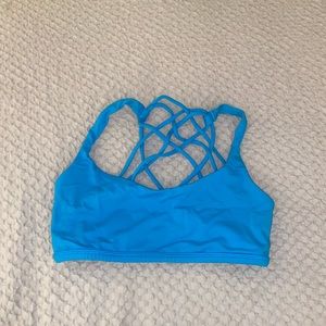 Lululemon Free to Be Sports Bra